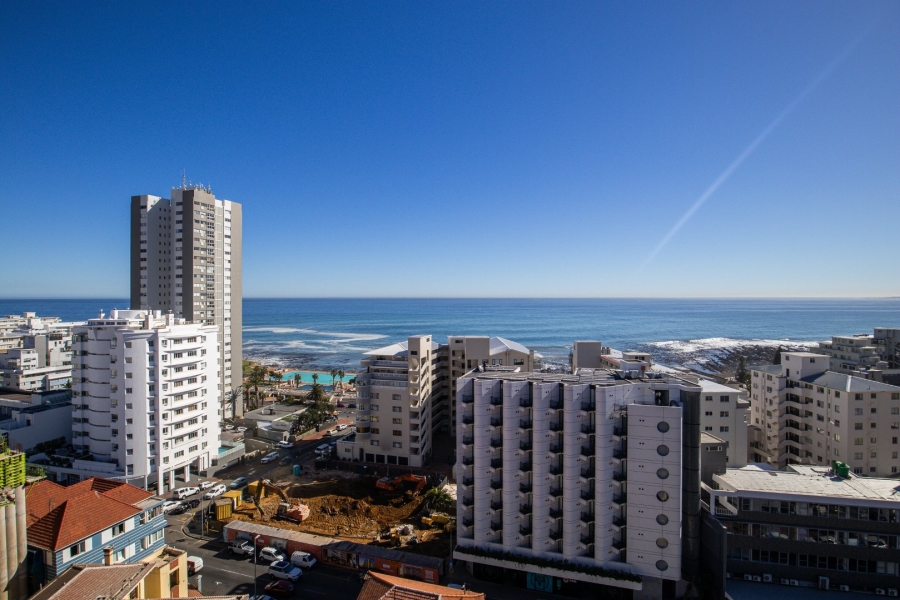 1 Bedroom Property for Sale in Sea Point Western Cape